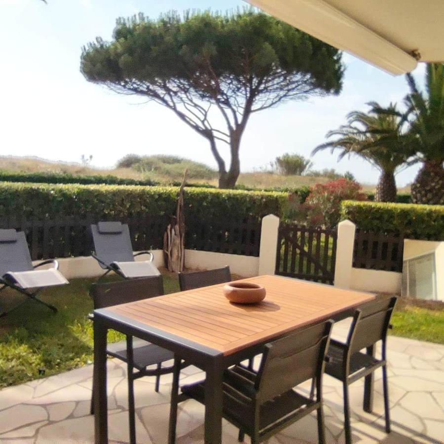 LES CAPITELLES - Accès direct à la plage depuis le jardin Saint-Cyprien  Extérieur photo